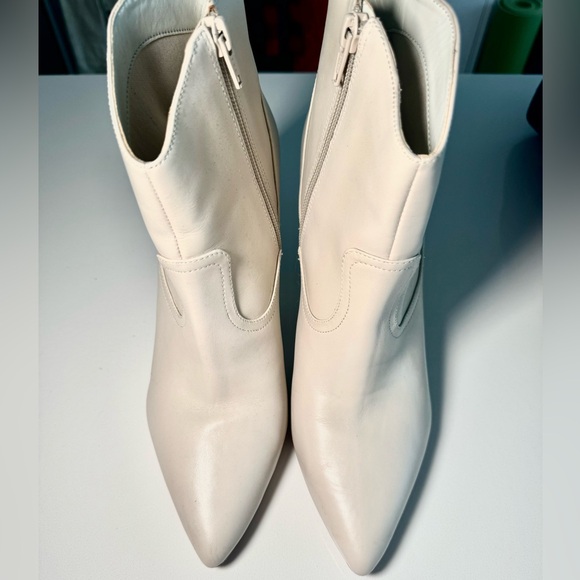 Nine West white white ankle leather booties - Picture 2 of 6